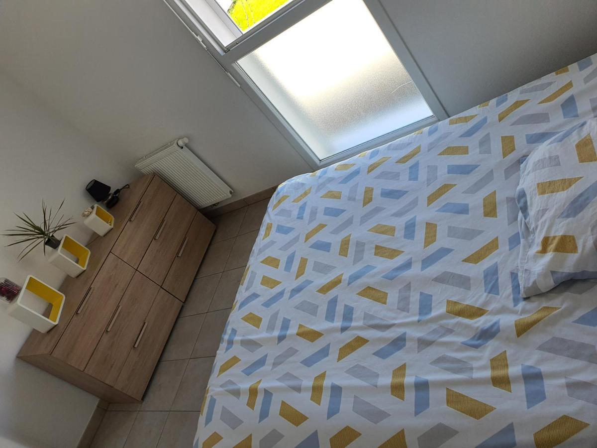 Chambre 11M2 Dans Maison Toute Equipee Tresses Kültér fotó